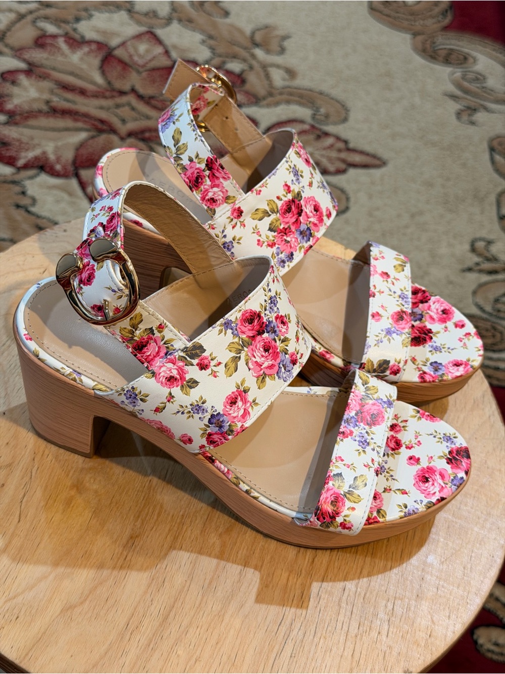 Aeropostale pink &White Floral Espadrille Block Heel Sandals Size 8.5 Like New